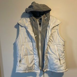 White double lined puffer vest